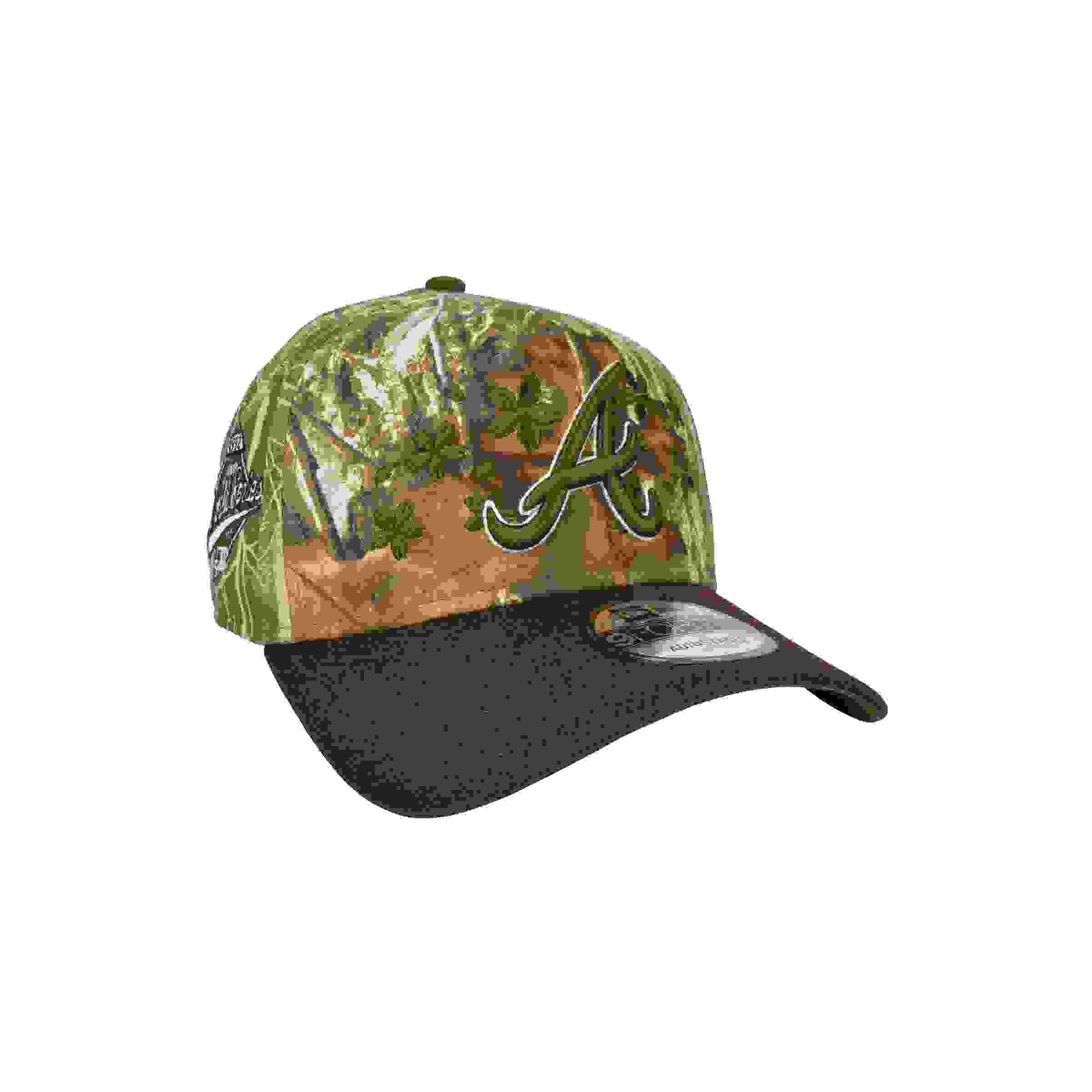 New Era Atlanta Braves 9FORTY A-Frame Cherry Blossom Black/Green Snapback Hat